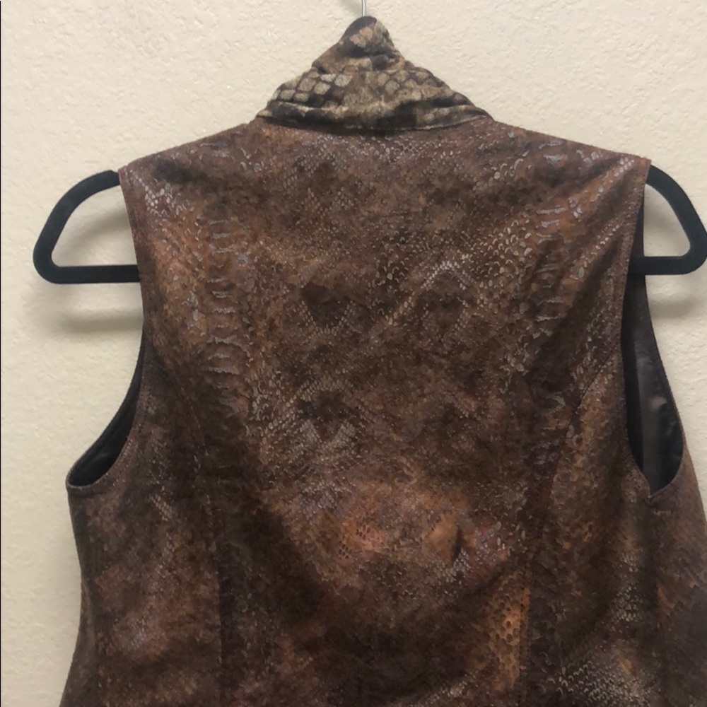 Alberto Makali Draped Python Print Brown Vest. - image 7